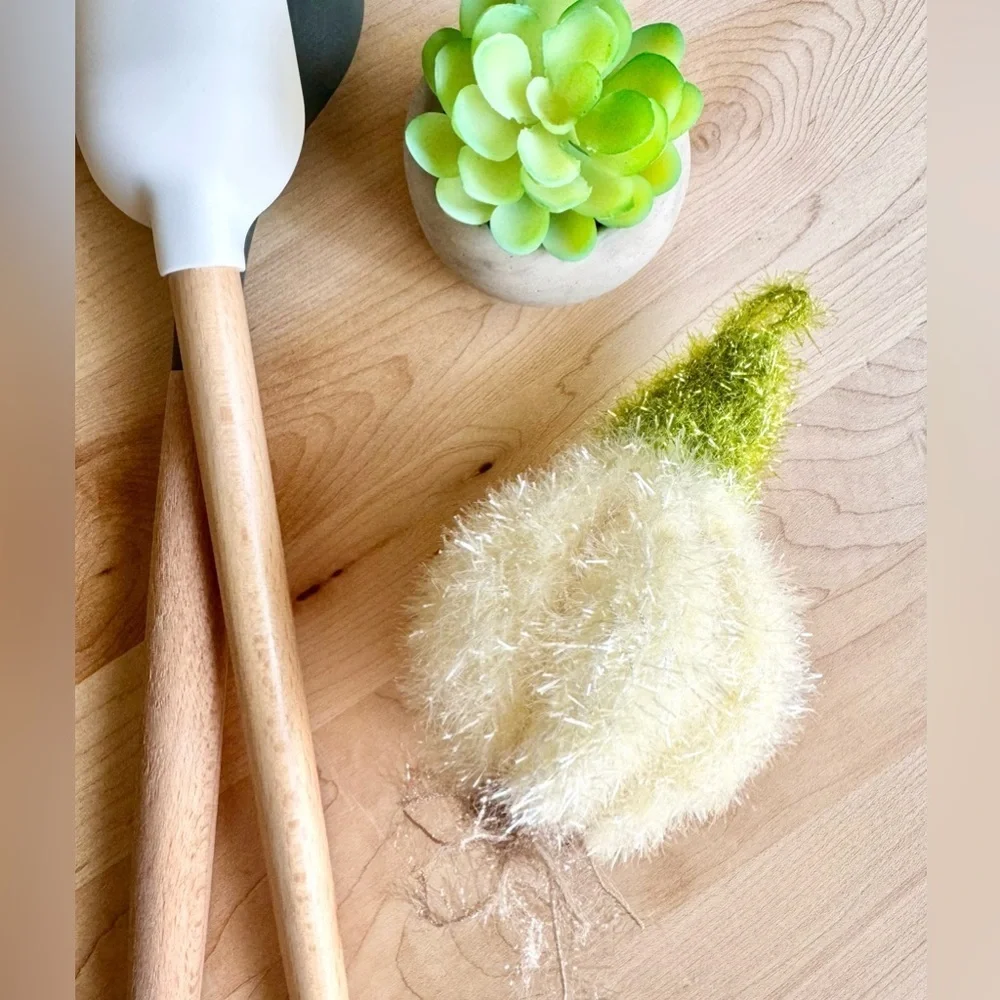 New Handmade Crochet Garlic Kitchen Dishes Pot Scrubber Cleaner Scouring Pad